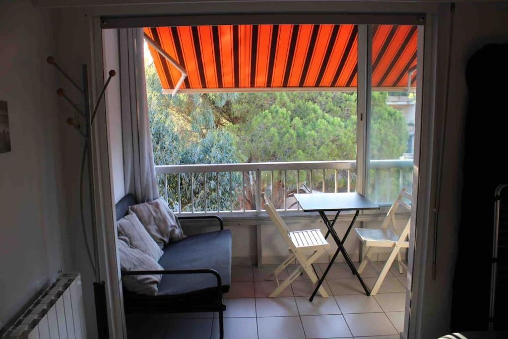 Studio L'Echappee Mandreenne Le Calme Entre Mer Et Foret Saint-Mandrier-sur-Mer Εξωτερικό φωτογραφία