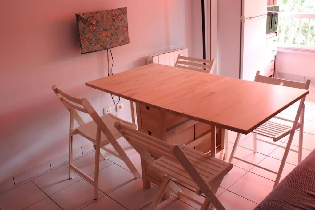 Studio L'Echappee Mandreenne Le Calme Entre Mer Et Foret Saint-Mandrier-sur-Mer Εξωτερικό φωτογραφία